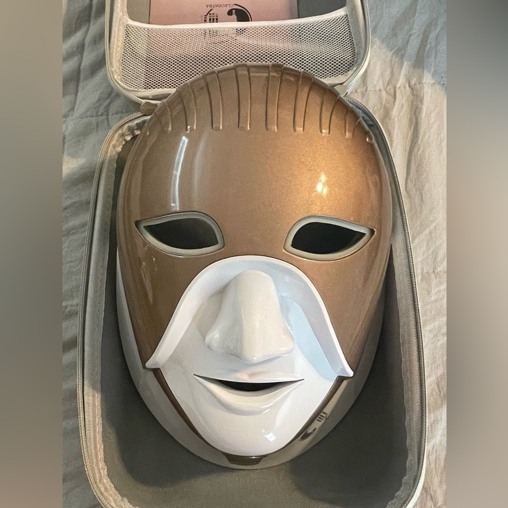 Cleopatra LED light mask